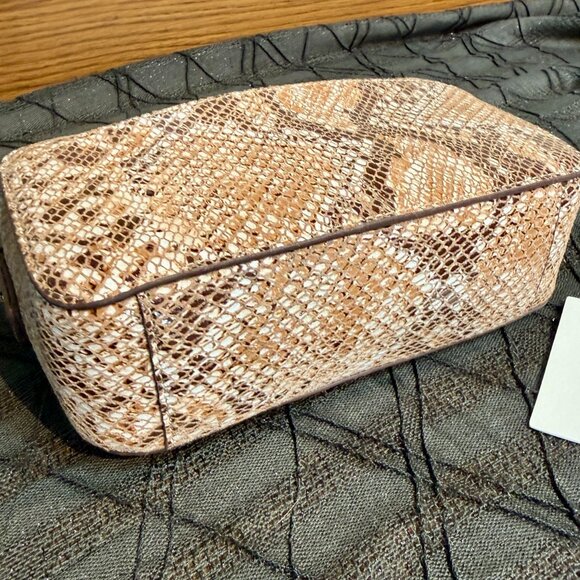 LUCKY BRAND Mora Leather Crossbody - Snakeskin Embossed Camera Bag - NWT - Picture 8 of 12